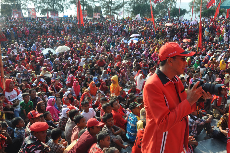 Massa PA saat kampanye Partai Aceh Dapil 1 di Sabang. Foto Murdani/ATJEHPOSTcom